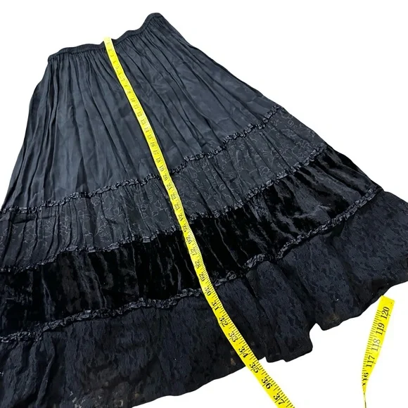 VTG Black Velvet Lace Nylon Tiered Maxi Skirt Small Pull On Whimsigoth Stretch - Picture 5 of 6